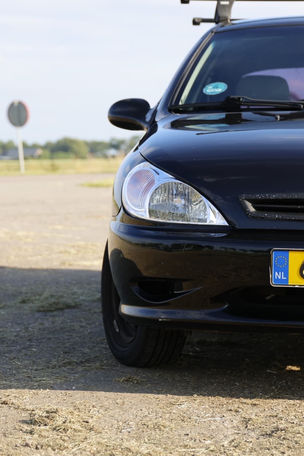 Kia Rio 1.5 I 16V HB 2001 Zwart, Voorwielaandrijving, 40 €/maand, 4 cilinders, Zwart