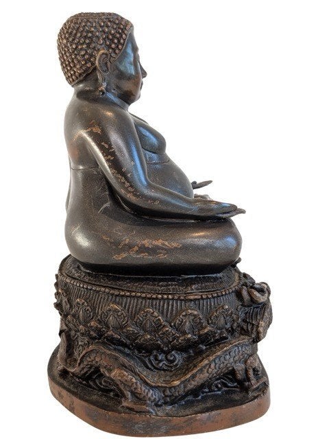 Chinees bronzen Boeddhabeeld op drakensokkel – 037, Gebruikt, Ophalen of Verzenden, 23 cm, Bruin