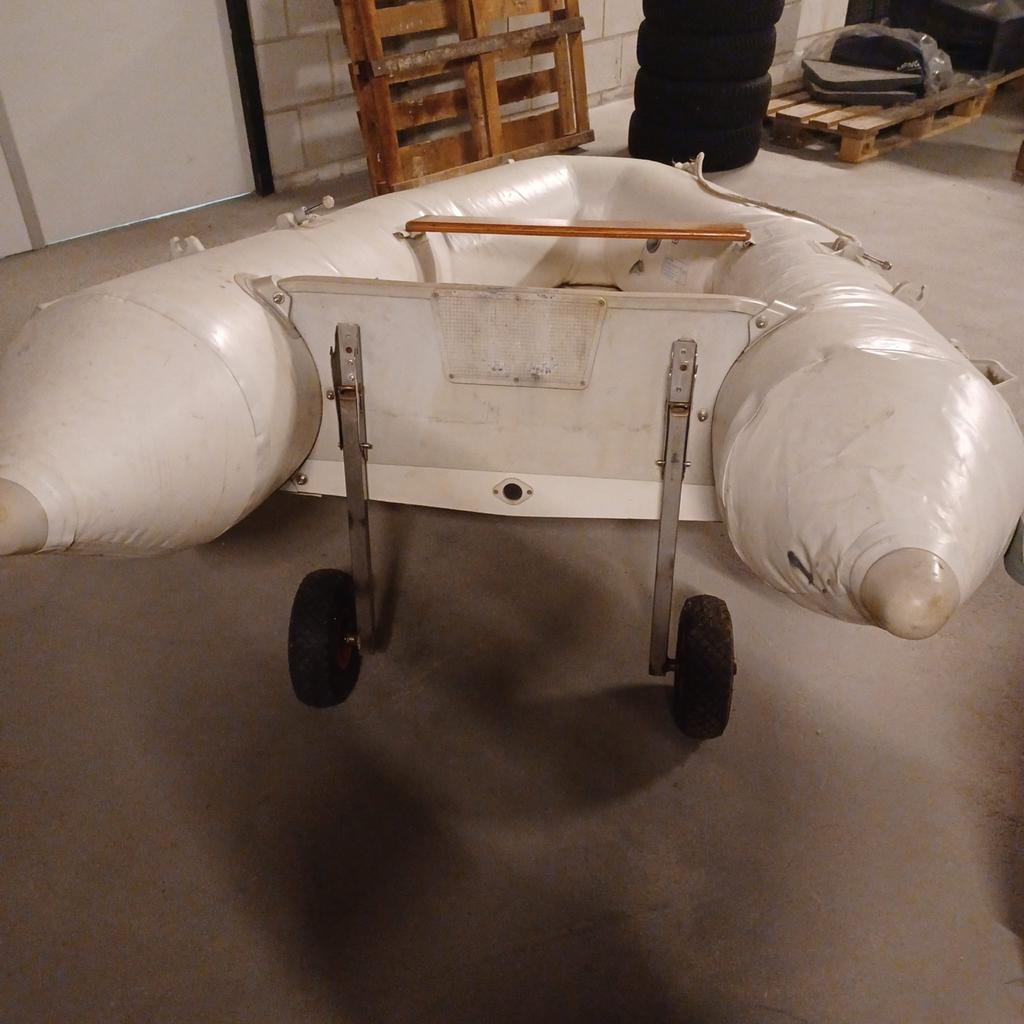 Opblaasboot met buitenboordmotor en toebehoren, Ophalen, Gebruikt