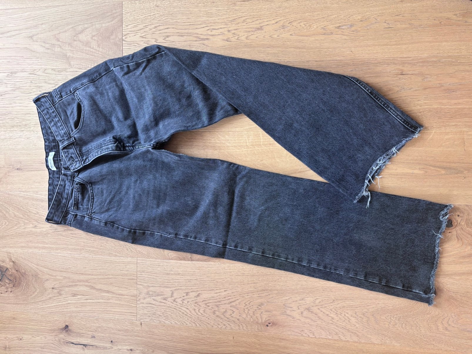 Jeans, Ophalen of Verzenden, Zo goed als nieuw, Maat 42/44 (L), Zwart
