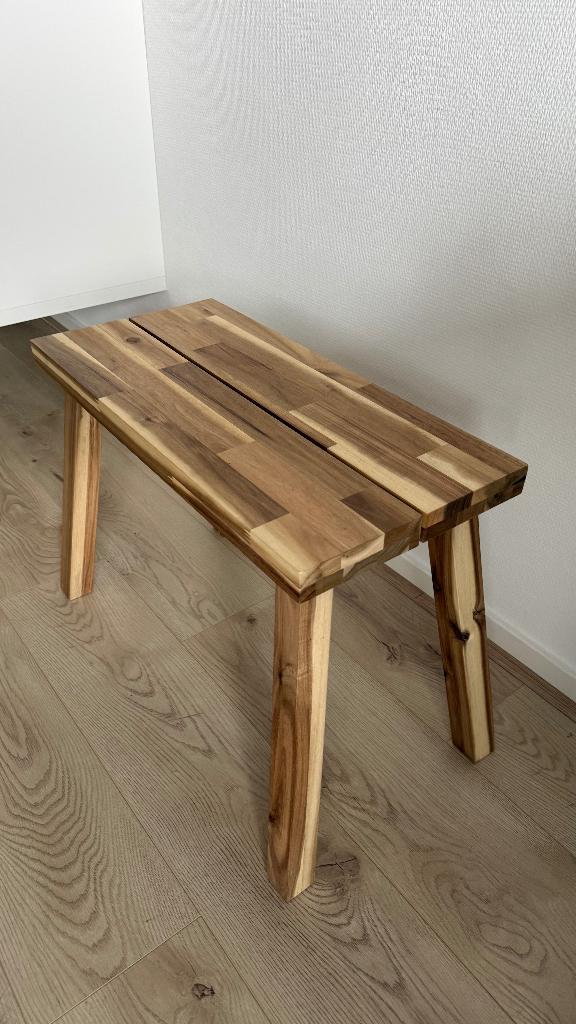 IKEA Skogsta bankje massief hout, Huis en Inrichting, Krukjes, Ophalen, Zo goed als nieuw, Hout