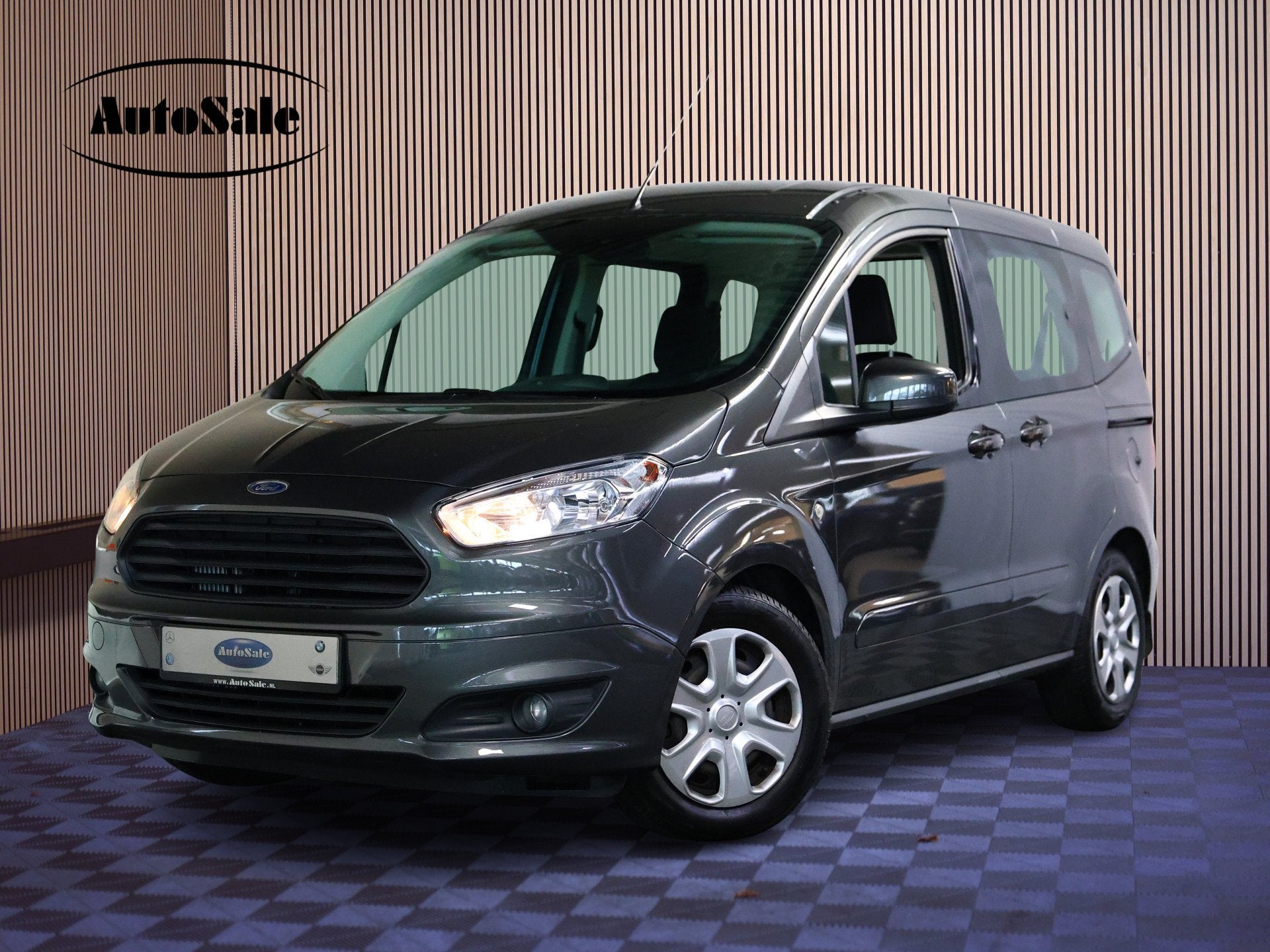 Ford Tourneo Courier 1.0 Titanium AIRCO CRUISE PDC BT STOELV, Auto's, Voorwielaandrijving, Gebruikt, Origineel Nederlands, Bedrijf
