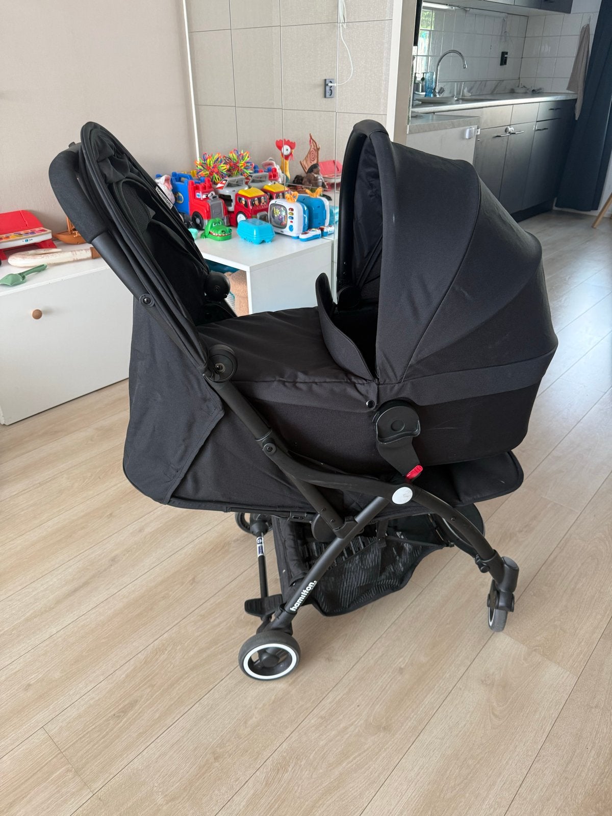 Hamilton Buggy met reiswieg., Zo goed als nieuw, Combiwagen, Met reiswieg, Ophalen