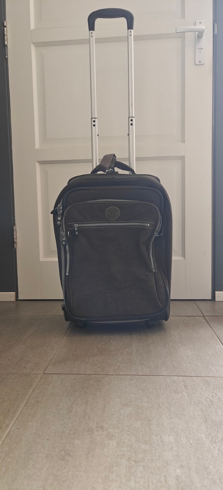 trolley koffer, Overige materialen, 50 tot 60 cm, Ophalen of Verzenden, Zo goed als nieuw
