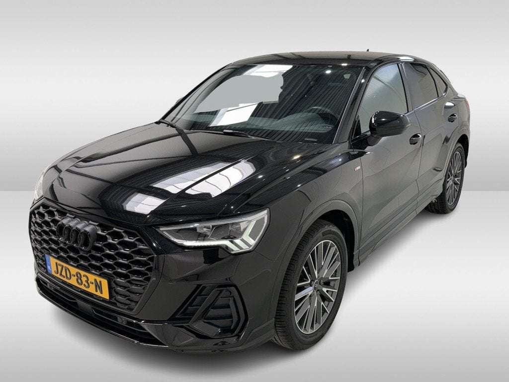 Audi Q3 Sportback 35 TFSI 150pk S-Edition S-line | Trekhaak, Voorwielaandrijving, Euro 6, 4 cilinders, 150 pk