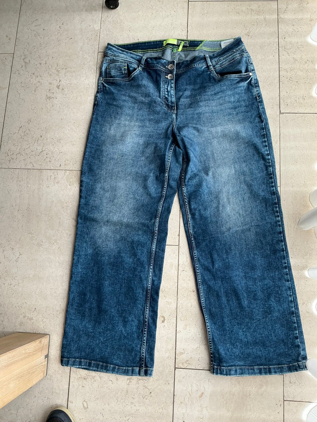 Nieuwe Cecil spijkerbroek (flared) maat xl, Ophalen of Verzenden, Nieuw, Blauw, W27 (confectie 34) of kleiner