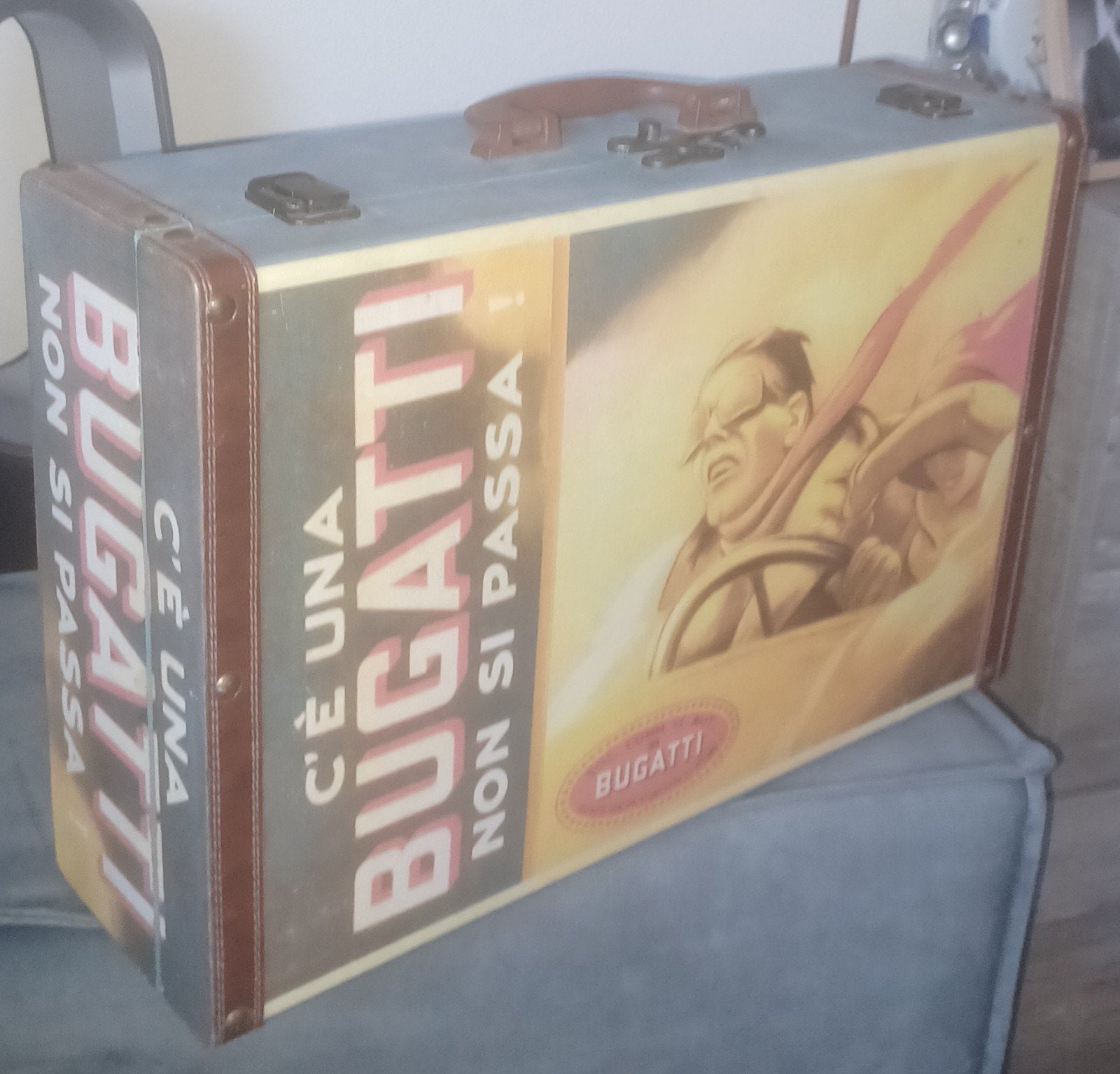 Retro Bugatti Italy koffer case 45x30x14cm auto koffer, Ophalen of Verzenden, Zo goed als nieuw, Gebruiksvoorwerp