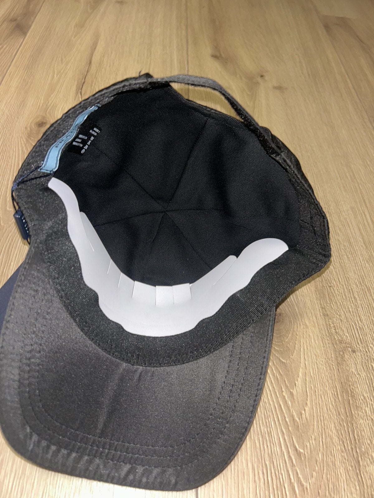 Prada pet - Zwart, Kleding | Dames, Hoeden en Petten, Ophalen of Verzenden, Nieuw, One size fits all, Pet