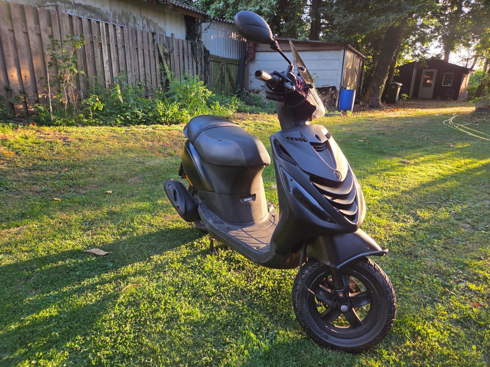 Piaggio Zip Scooter 4takt - Goede staat, inclusief helm, Ophalen, Gebruikt, Benzine, Piaggio