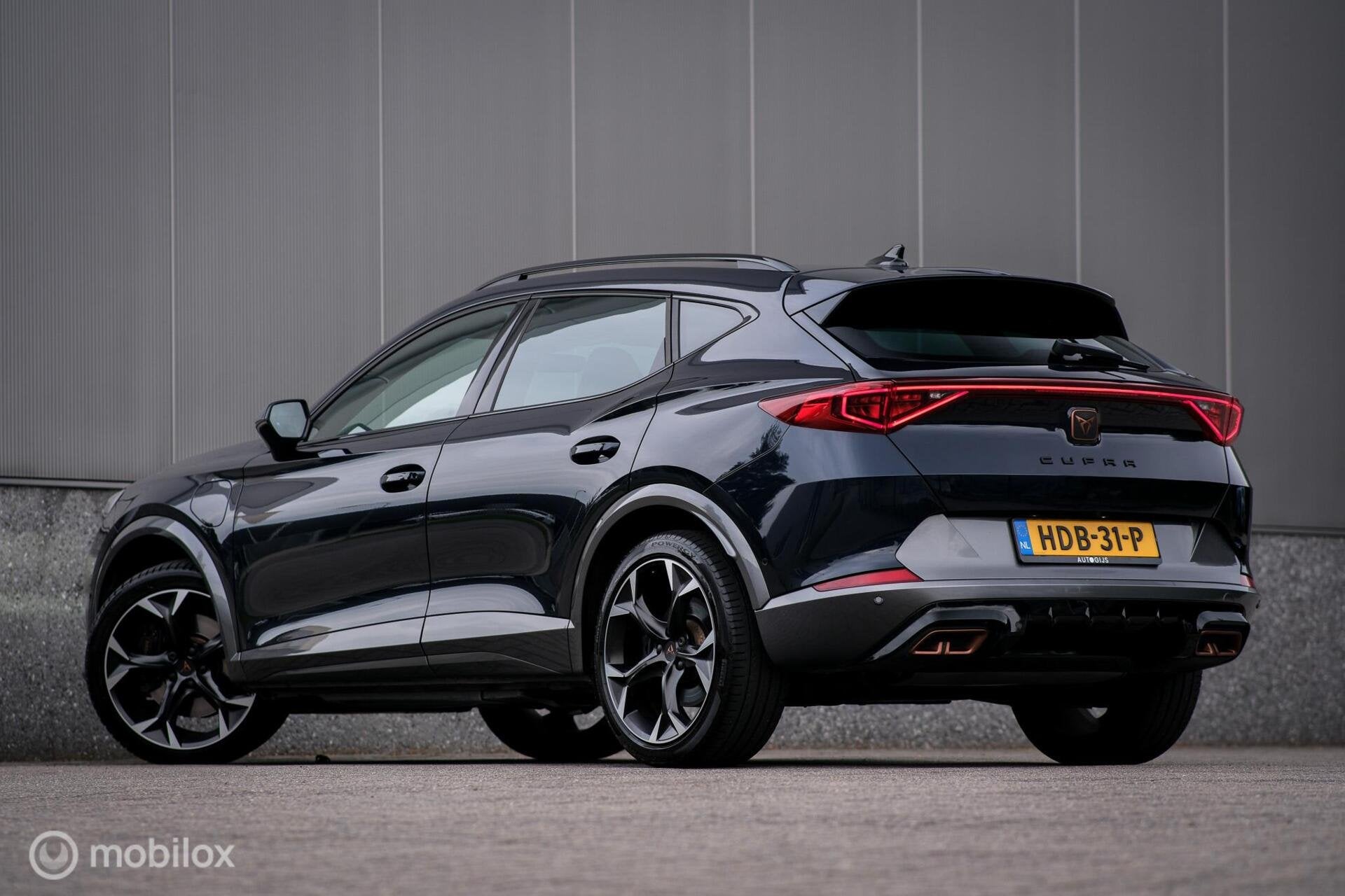 CUPRA Formentor 1.4 e-Hybrid VZ Performance | Kuipstoelen |, Gebruikt, 4 cilinders, Formentor, Blauw