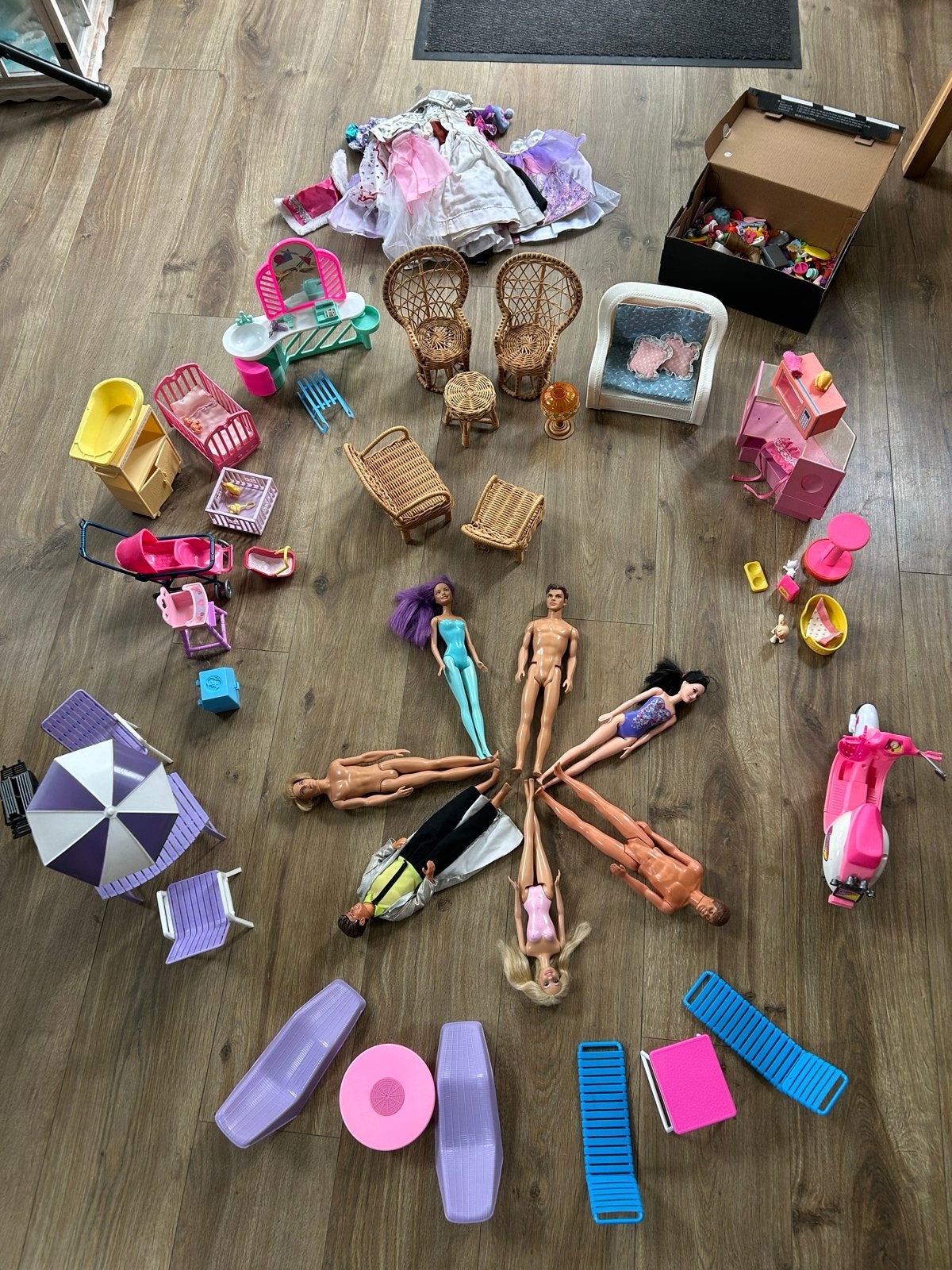 Barbie en Ken poppen collectie met accessoires, Ophalen, Gebruikt, Barbie