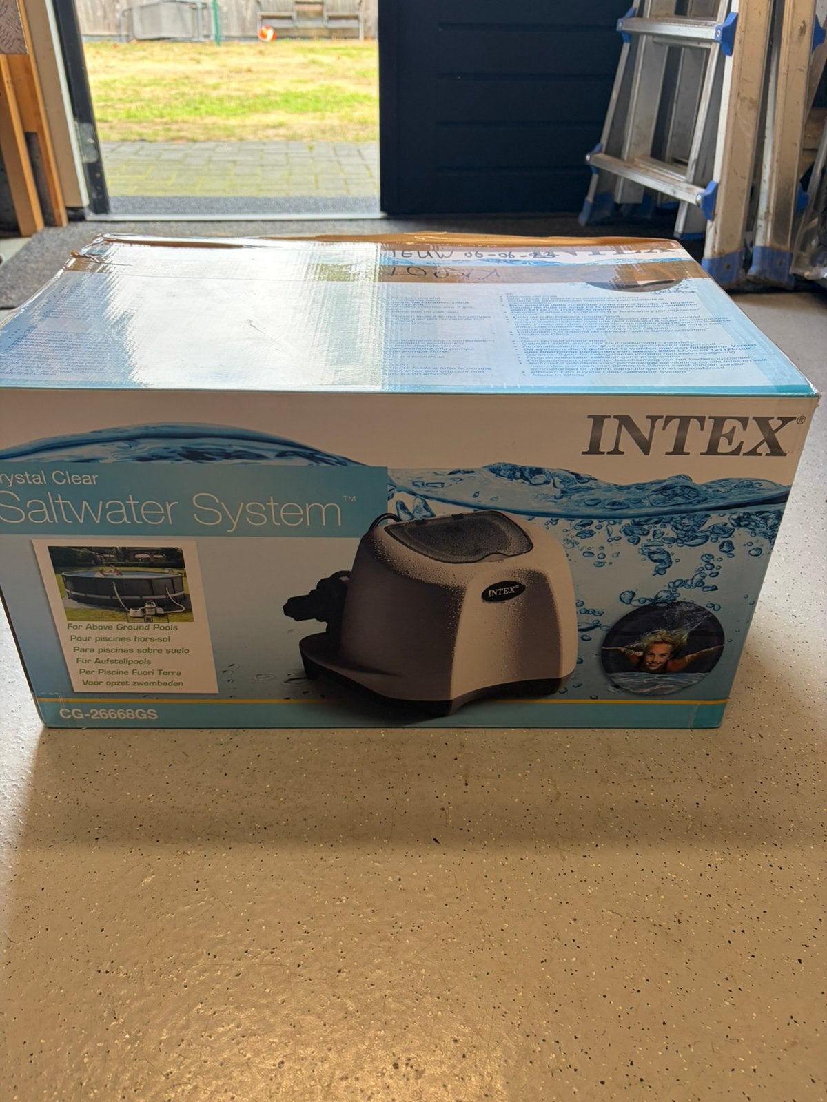 Intex saltwater systeem., Ophalen, Gebruikt