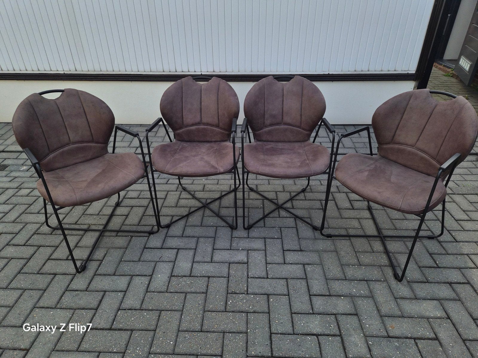 Eiken uitschuifbare tafel met 4 stevige stoelen zgan, Huis en Inrichting, Tafels | Eettafels, Ophalen of Verzenden, Zo goed als nieuw