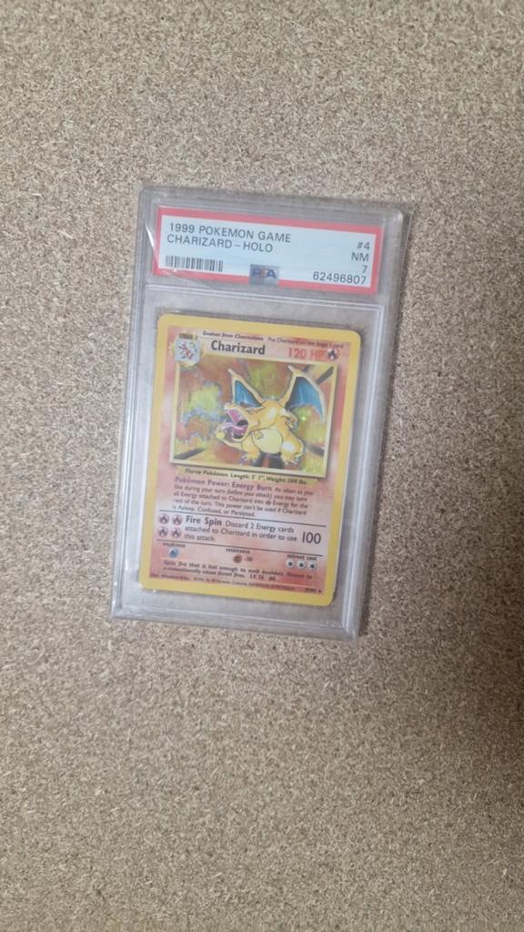 Charizard base set 1# psa 7, Hobby en Vrije tijd, Verzamelkaartspellen | Pokémon, Ophalen, Zo goed als nieuw