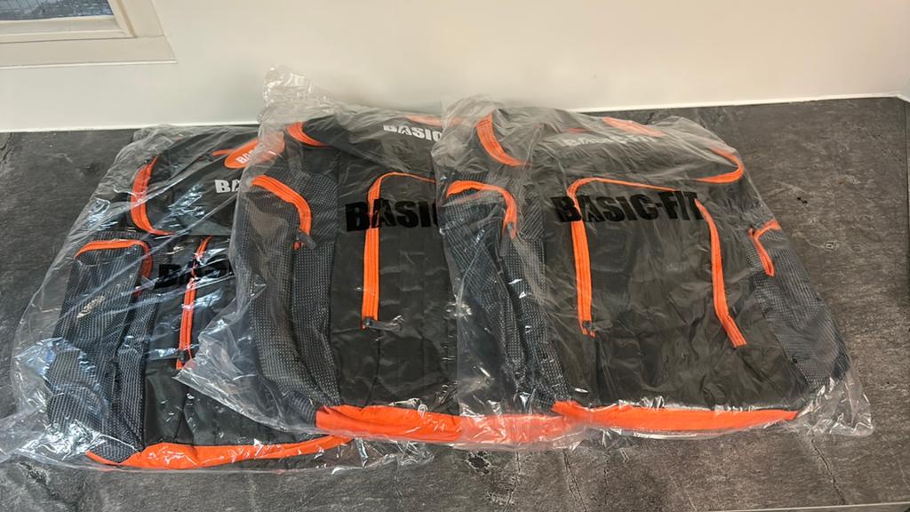 3x basic fit basicfit tas rugzak bag sporttas, backpack, Ophalen of Verzenden, Zo goed als nieuw