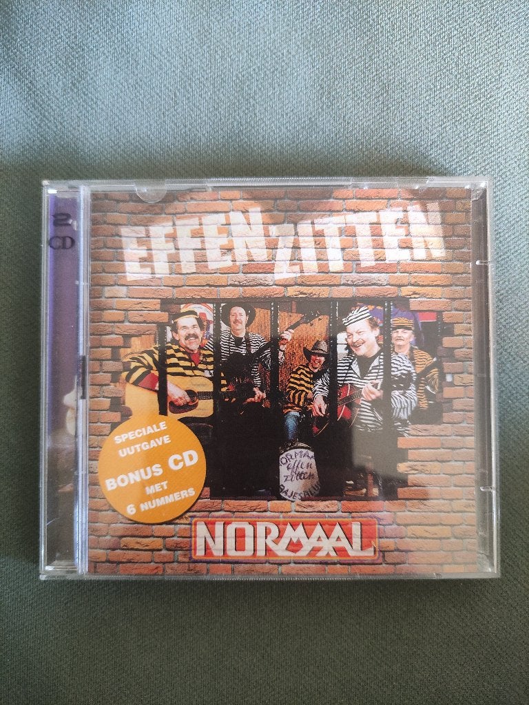 Cd Normaal - Effen Zitten, 2-cd, 2001 gesigneerd!, Bonusmateriaal, Ophalen of Verzenden, Zo goed als nieuw, Rock