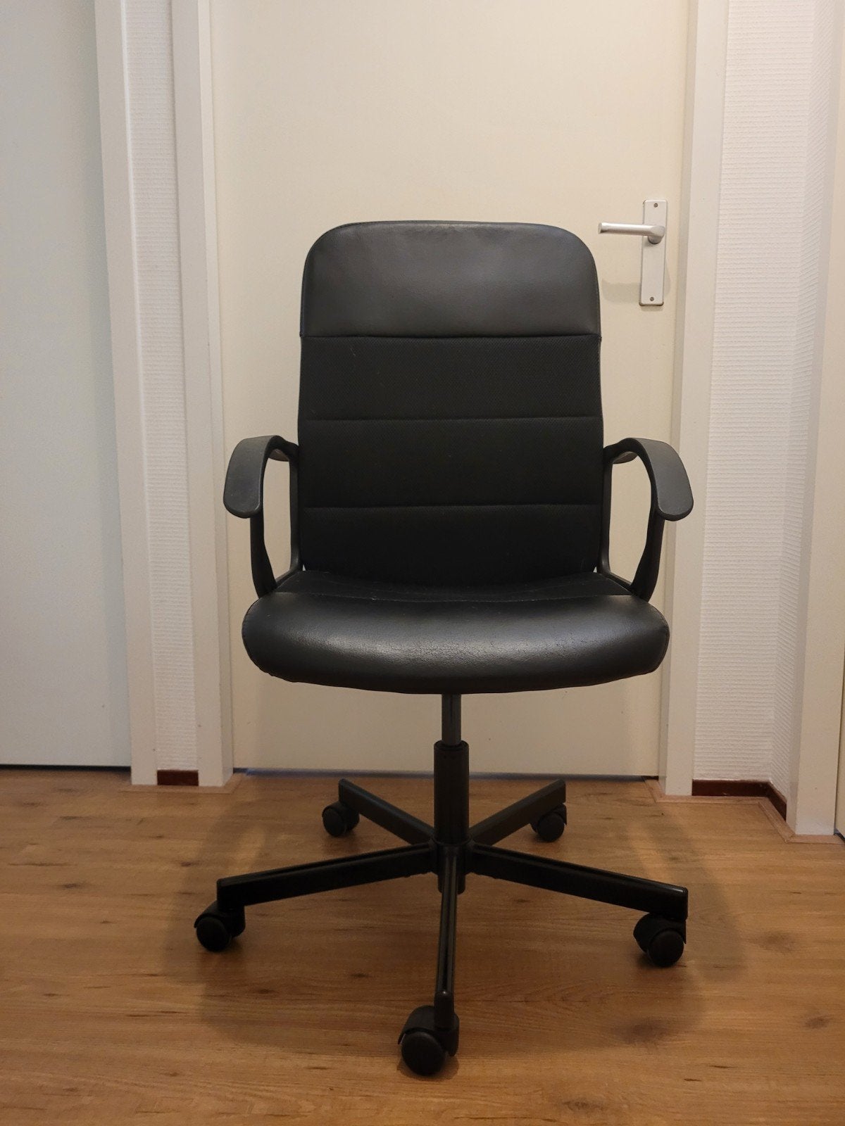 Bureaustoel, Ophalen, Zo goed als nieuw, Zwart