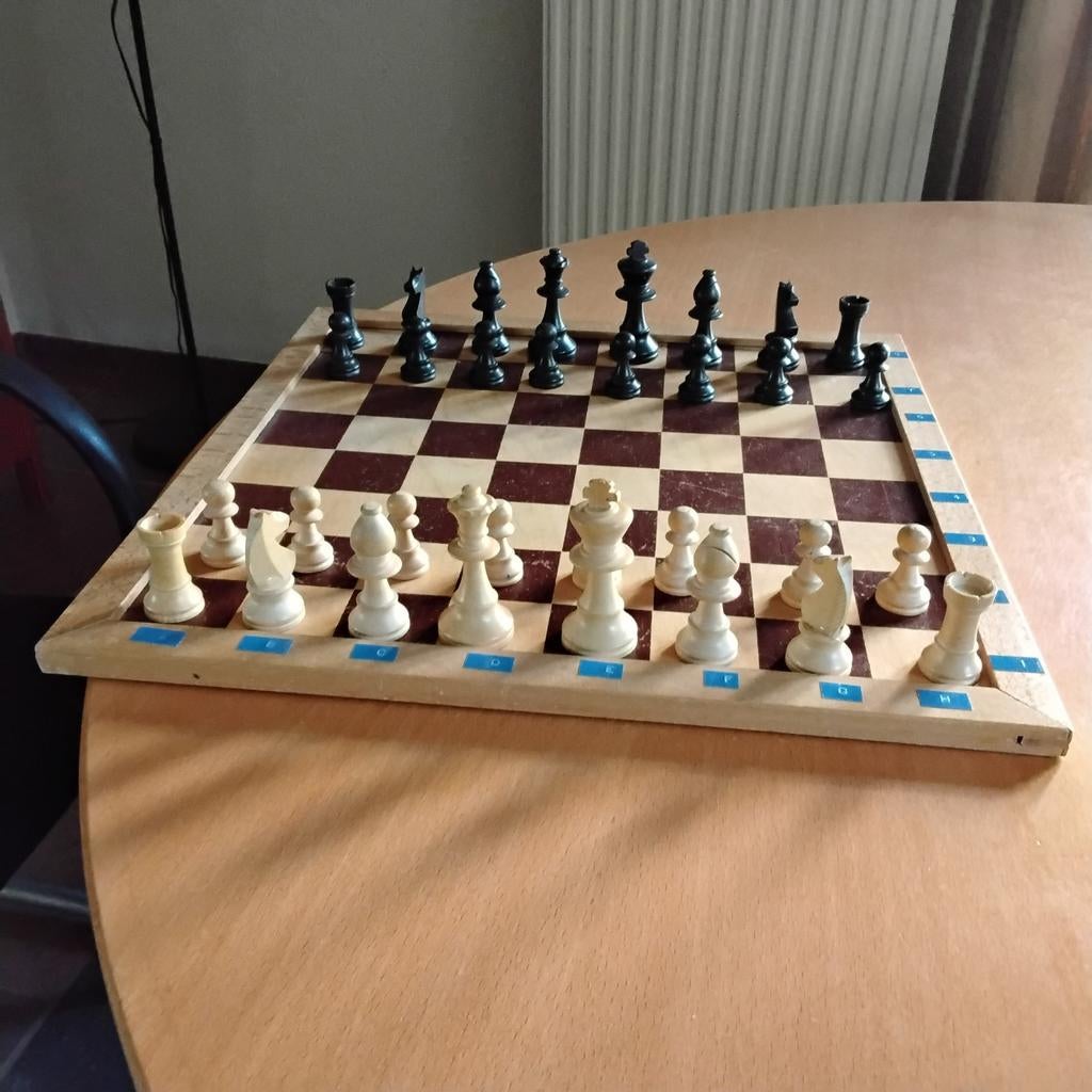 Houten schaakbord /dambord compleet, Ophalen of Verzenden, Zo goed als nieuw