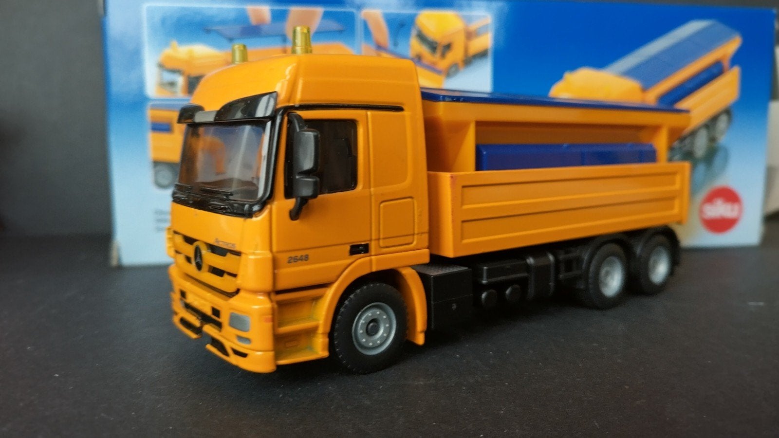 Mercedes Benz Actros Winterdienst 1:50 Siku 2939 Pol, SIKU, Verzenden, Zo goed als nieuw, Bus of Vrachtwagen