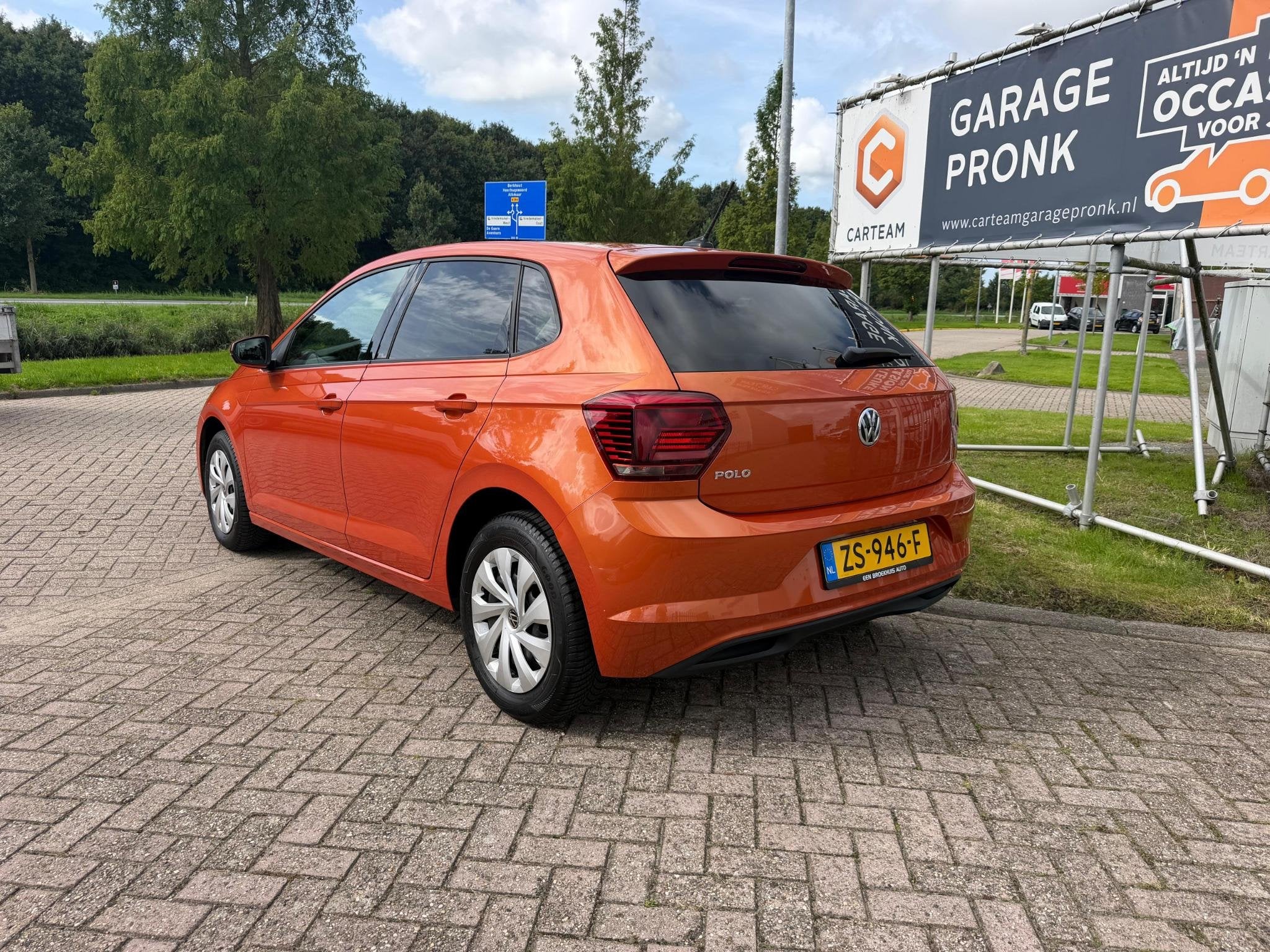 Volkswagen Polo 1.0 TSI BOVAG GARANTIE CARPLAY/NAVI/ACC/VITR, Auto's, Stof, Origineel Nederlands, Bedrijf, Handgeschakeld