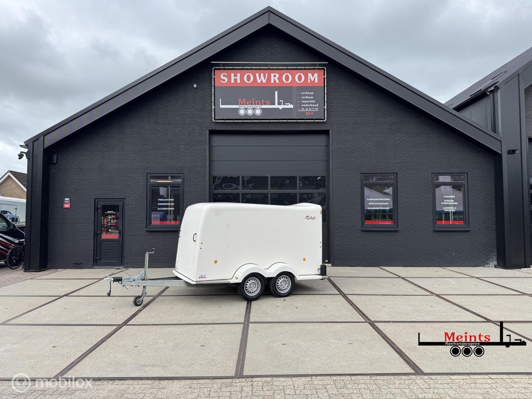 Rebel gesloten aanhanger 300x150x150 2000KG, Gebruikt