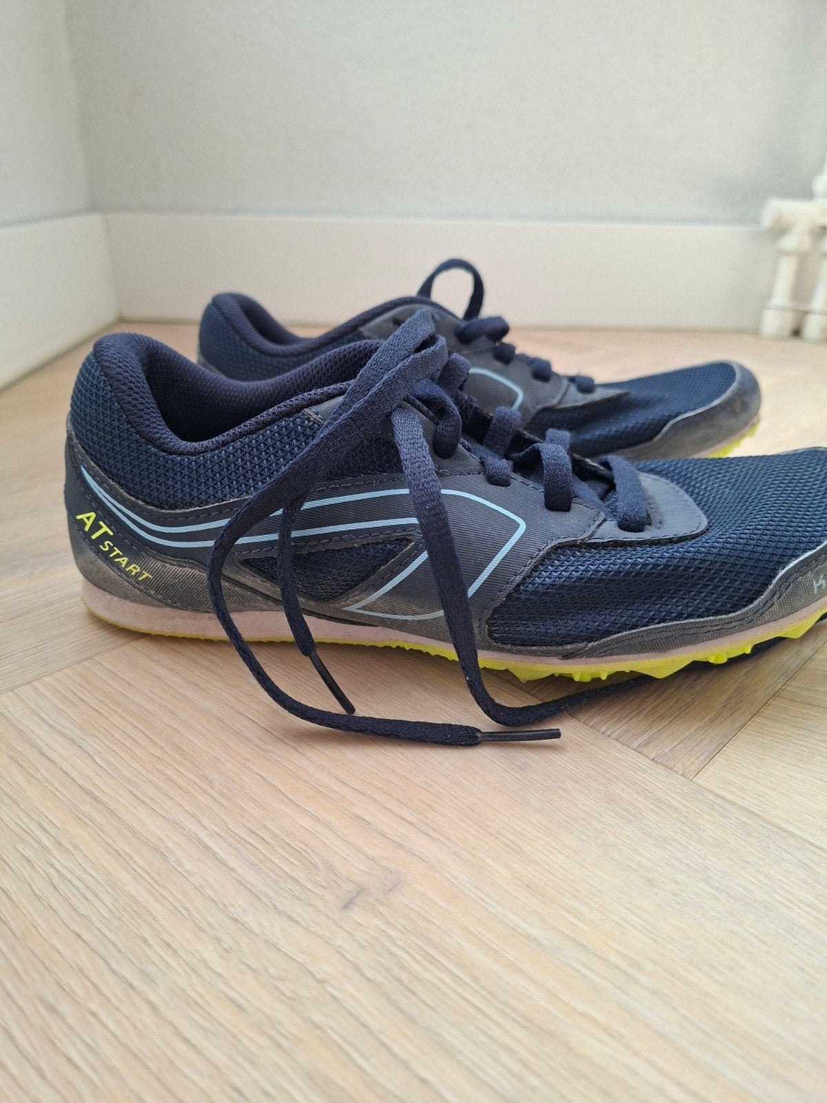 Allround spike schoenen atletiek maat 37, Ophalen, Gebruikt