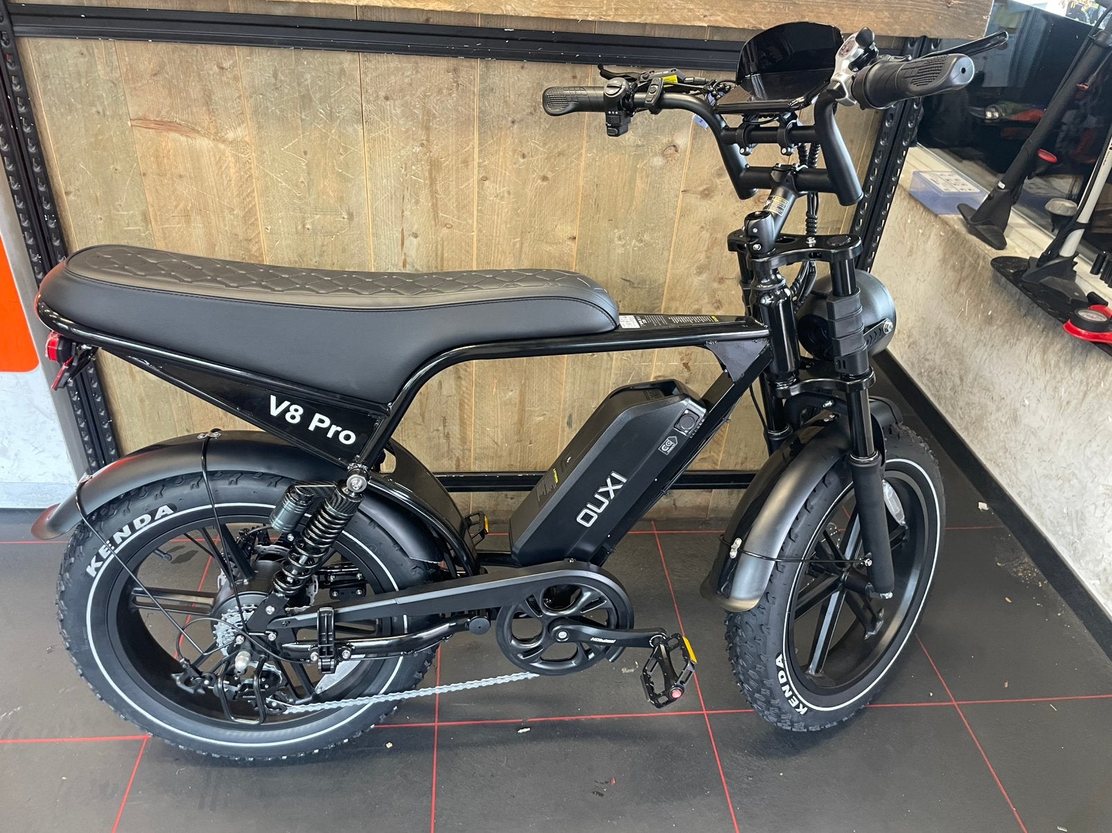 FATBIKE V8 PRO | 1 Jaar Garantie + factuur, Ophalen of Verzenden, Zo goed als nieuw, Overige modellen