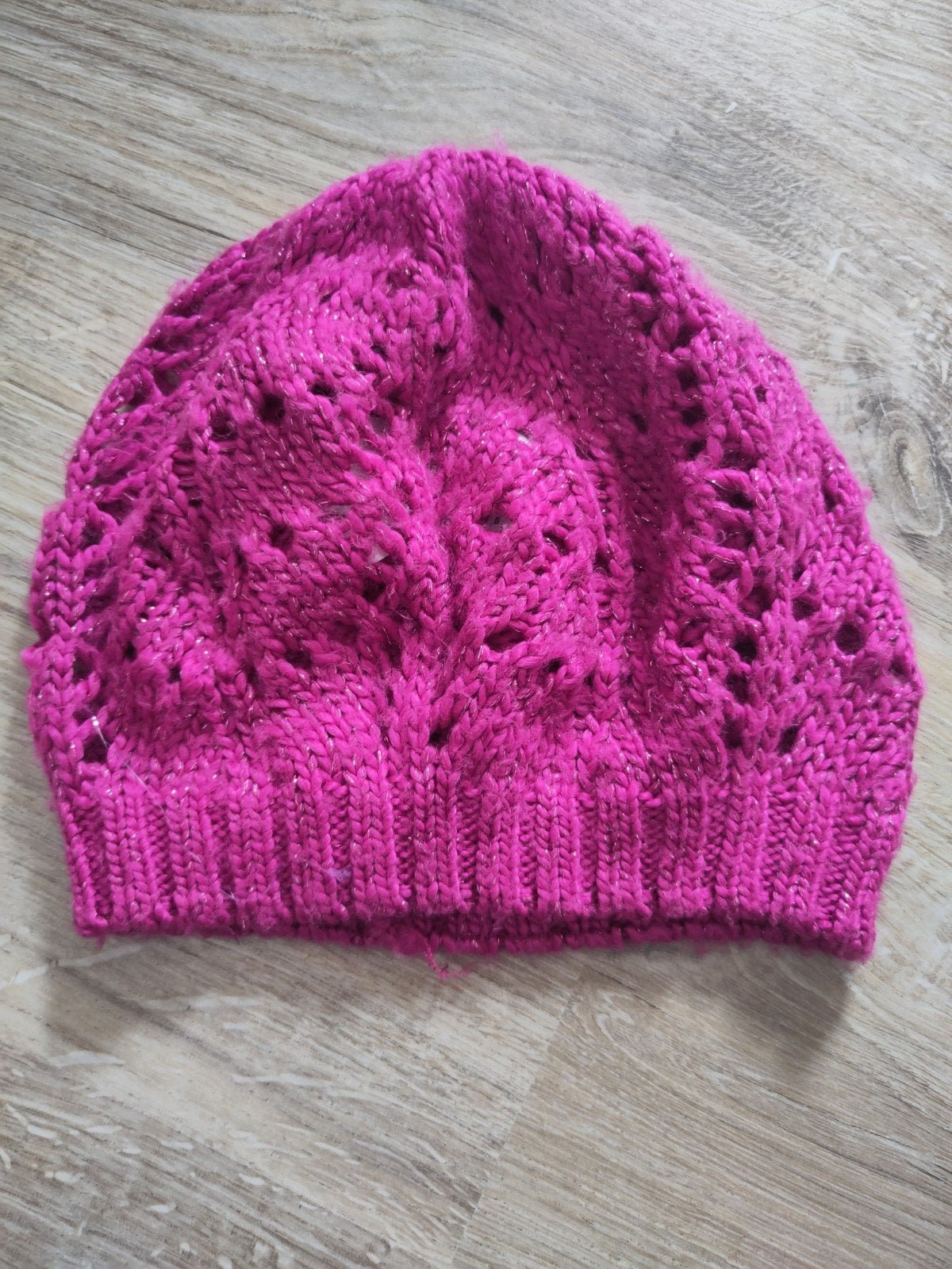 Roze gebreide muts met glitter voor kind of volwassene, Kinderen en Baby's, Ophalen of Verzenden, Zo goed als nieuw, Jongen of Meisje