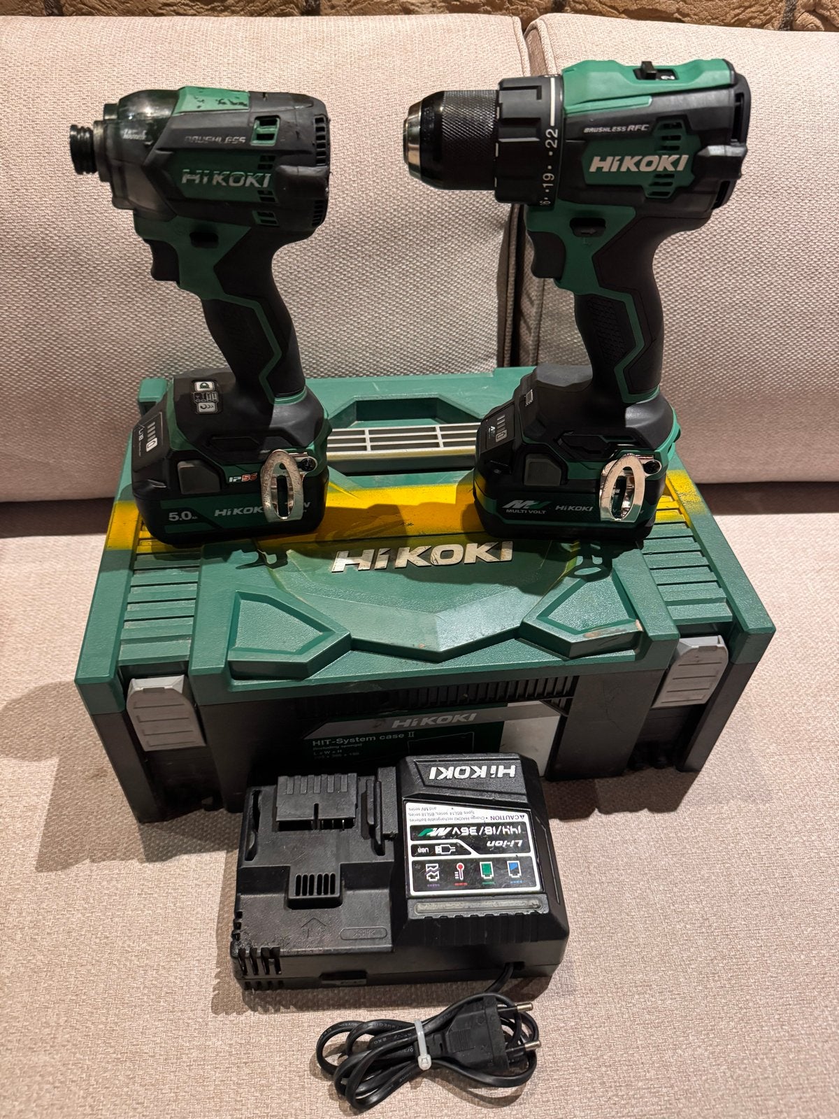 HiKOKI Boor- en Schroefmachine Set met Accu en Lader, Doe-het-zelf en Verbouw, 600 watt of meer, Variabele snelheid, Ophalen of Verzenden