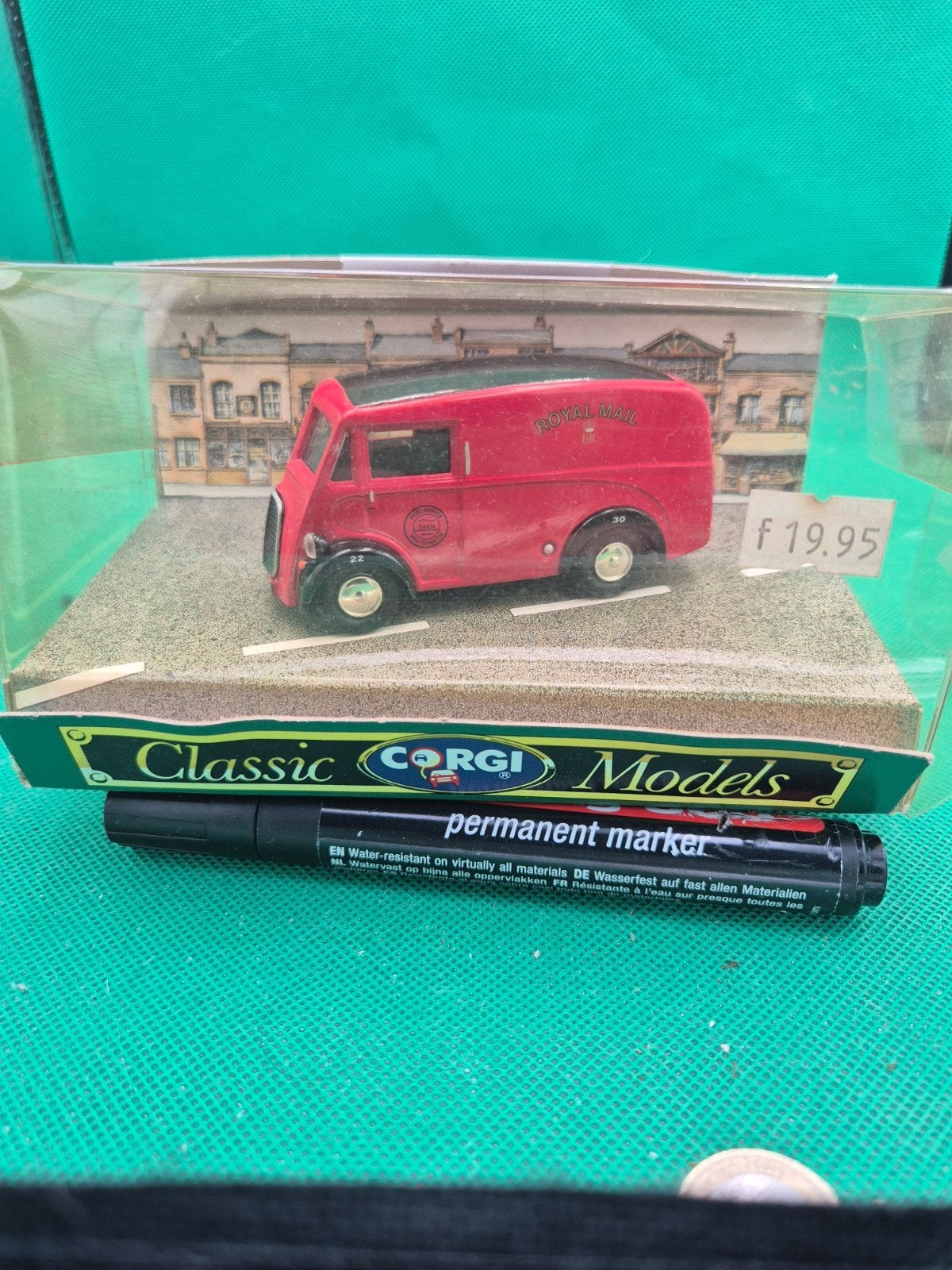 288 Morris J van 1/43 corgi, Ophalen of Verzenden, Zo goed als nieuw, Auto, Corgi