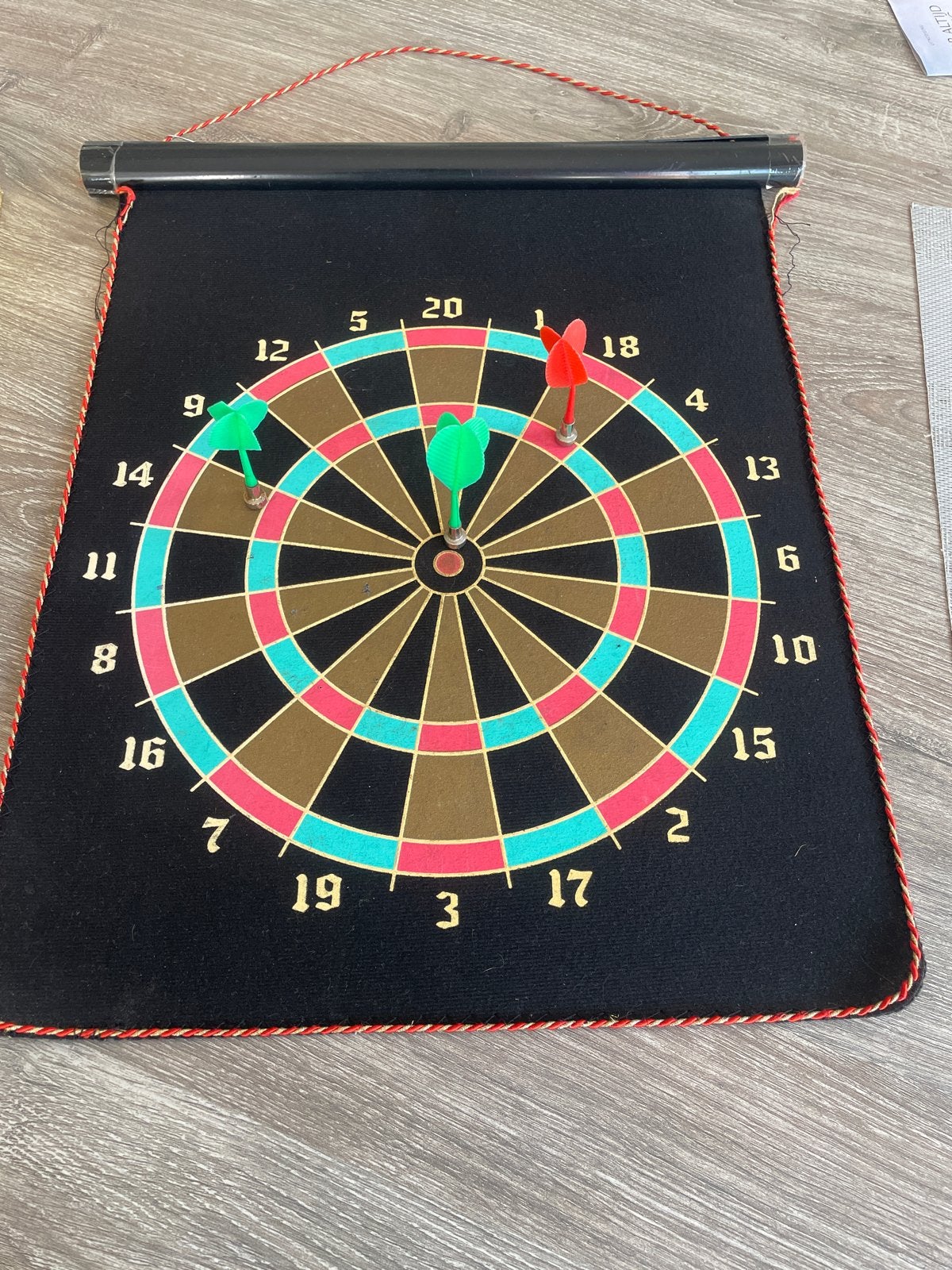 Magnetisch dartbord met pijlen - Dubbelzijdig, Ophalen, Gebruikt, Dartbord met pijlen