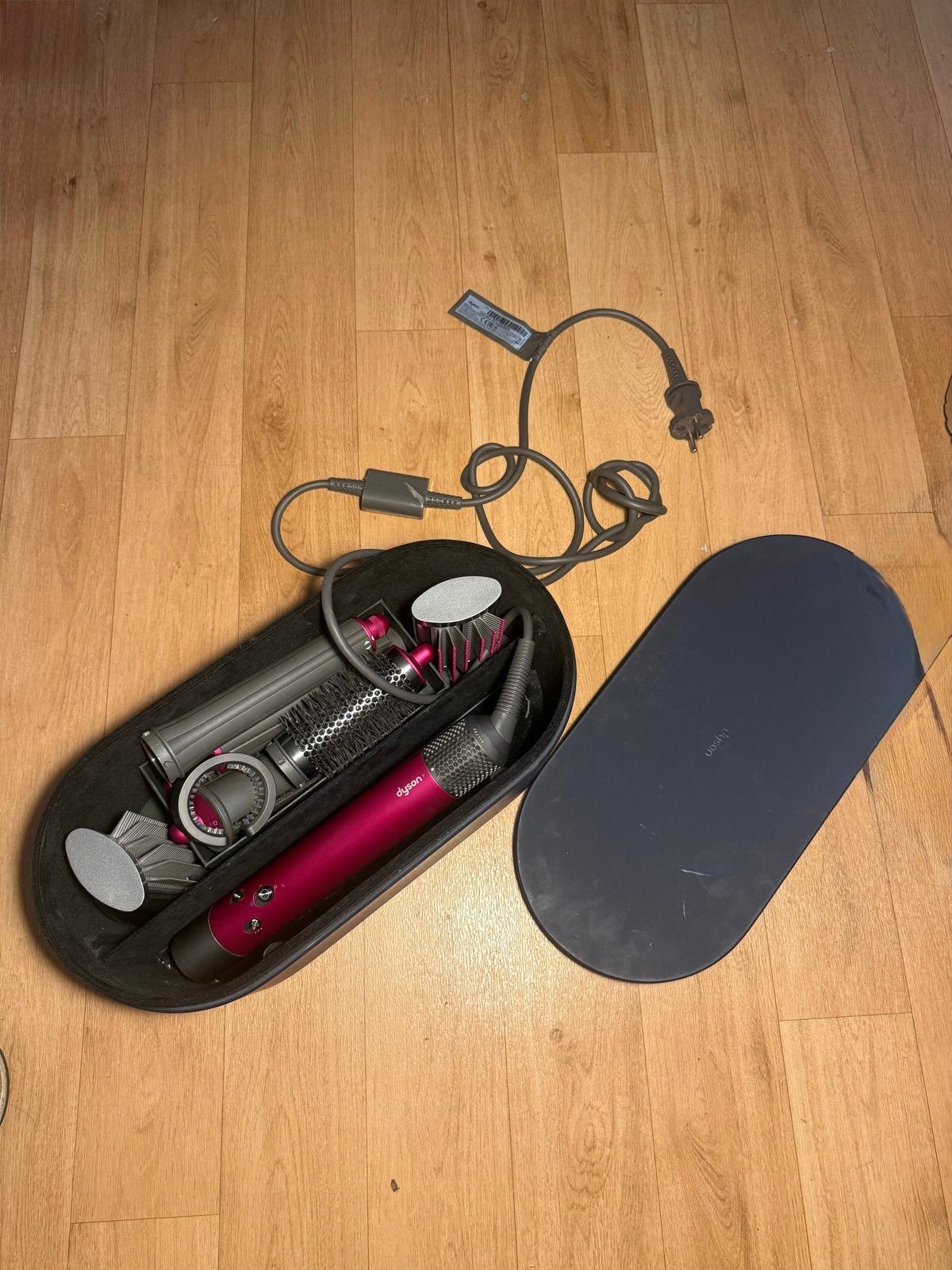 Dyson Airwrap Complete Styler met accessoires, Ophalen of Verzenden, Zo goed als nieuw, Haarverzorging