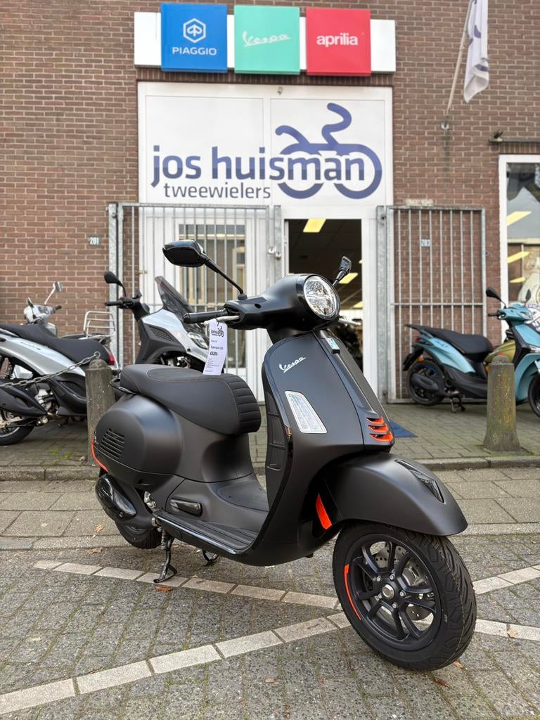 3x Vespa GTS 310CC SuperSport E5+ NIEUW! (KORTING!), Fietsen en Brommers, Ophalen, Overige modellen, Nieuw, Benzine