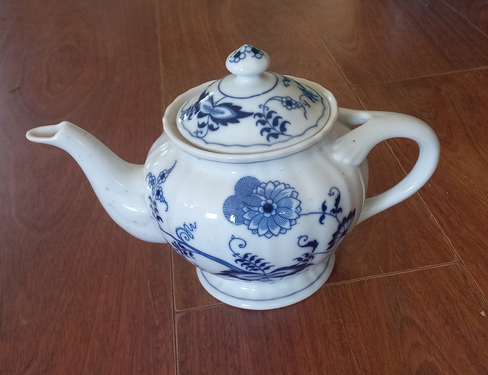 PUNT GAAF theepot Blue Danube prachtig blauw/wit, Ophalen
