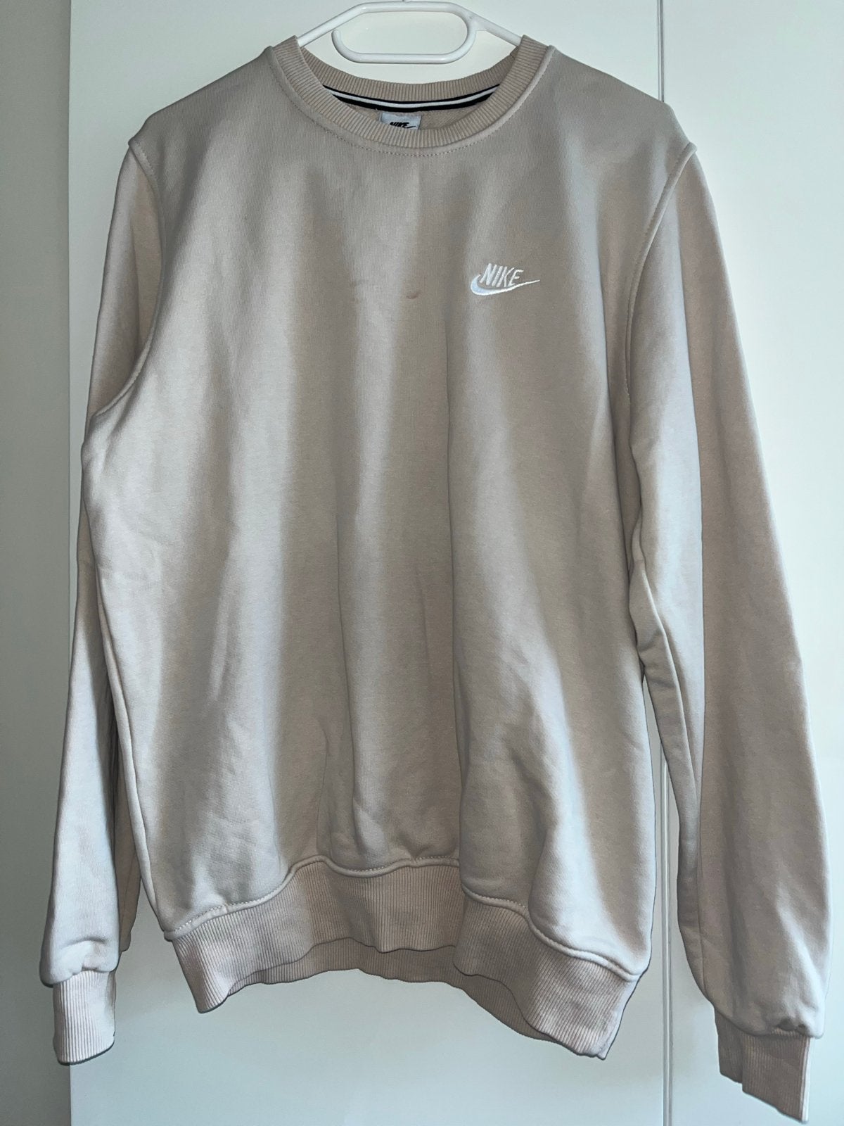 Nike sweater - beige, Ophalen, Zo goed als nieuw, Maat 48/50 (M), Beige