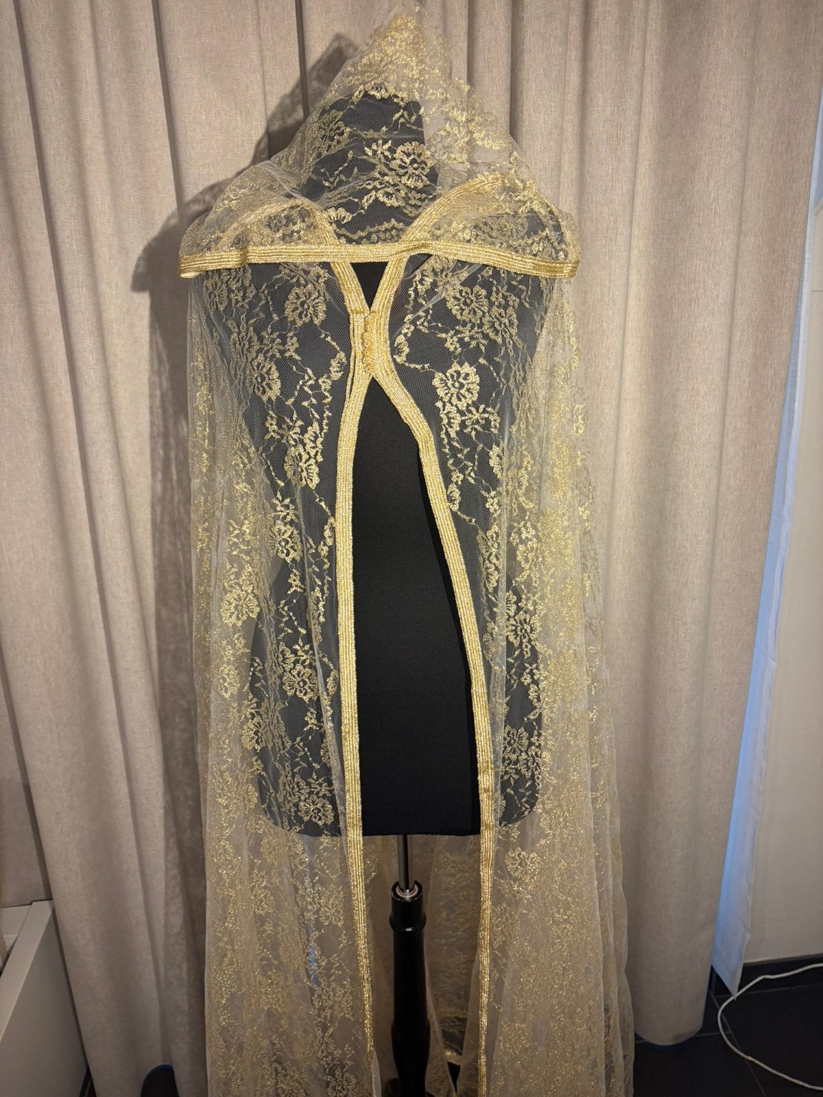 Selham goud nieuw!, Kleding | Dames, Trouwkleding en Trouwaccessoires, Ophalen of Verzenden, Zo goed als nieuw, Accessoires