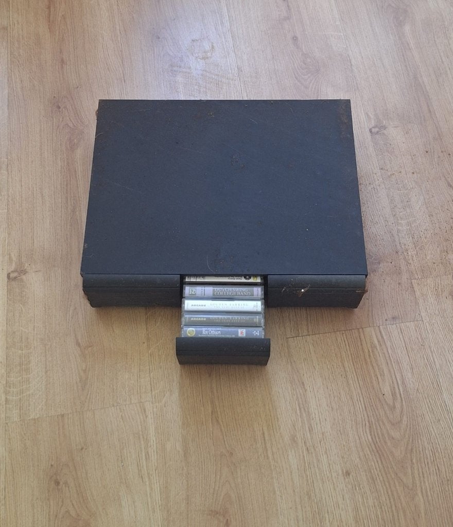 cassettebandjes koffer + cassettebandjes, Ophalen, Gebruikt, 2 t/m 25 bandjes, Overige genres