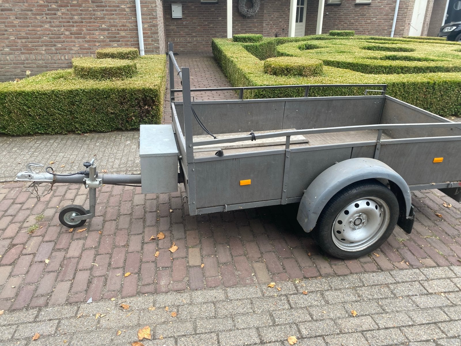 Stevige aanhangwagen, Ophalen, Gebruikt