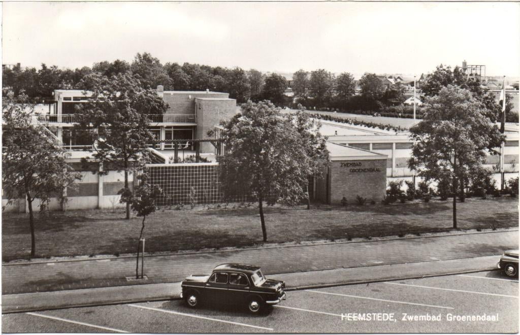 Heemstede  Zwembad Groenendaal, Verzamelen, Ansichtkaarten | Nederland, Ophalen of Verzenden, 1980 tot heden, Gelopen, Noord-Holland