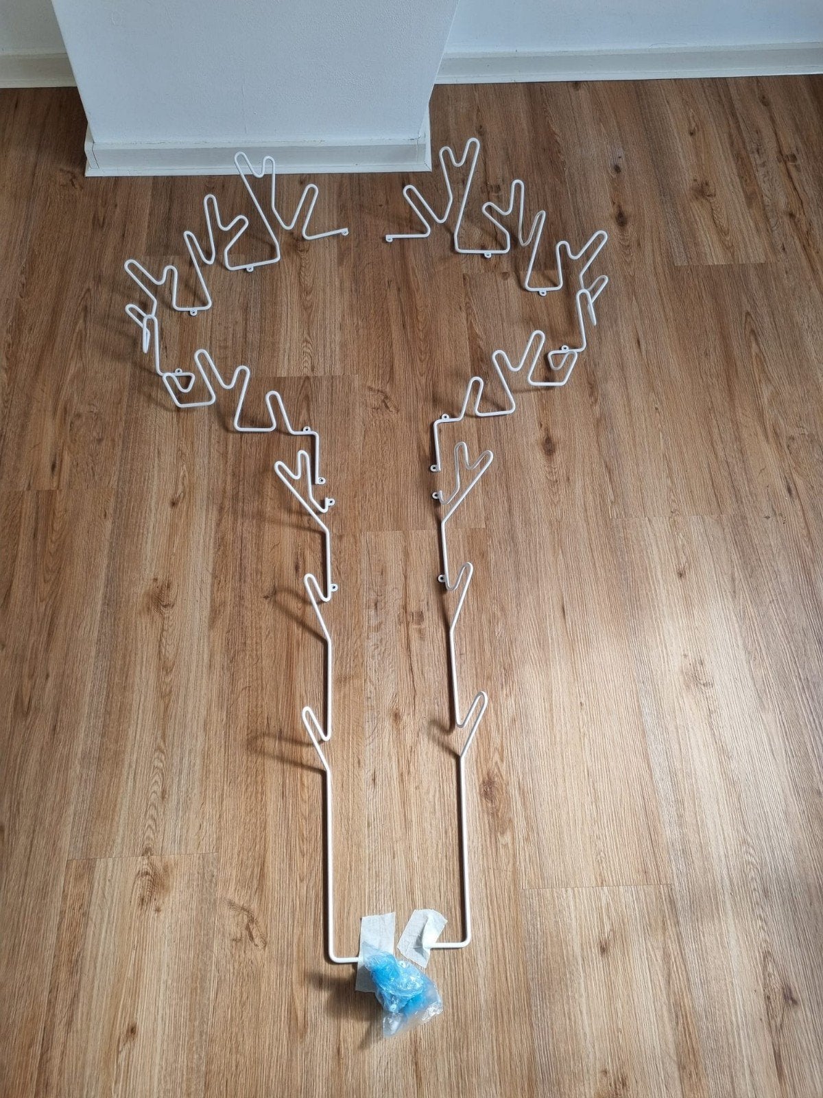 Unieke design kapstok - Wit metaal, boomvorm, Zo goed als nieuw, Metaal, 150 tot 200 cm, Ophalen