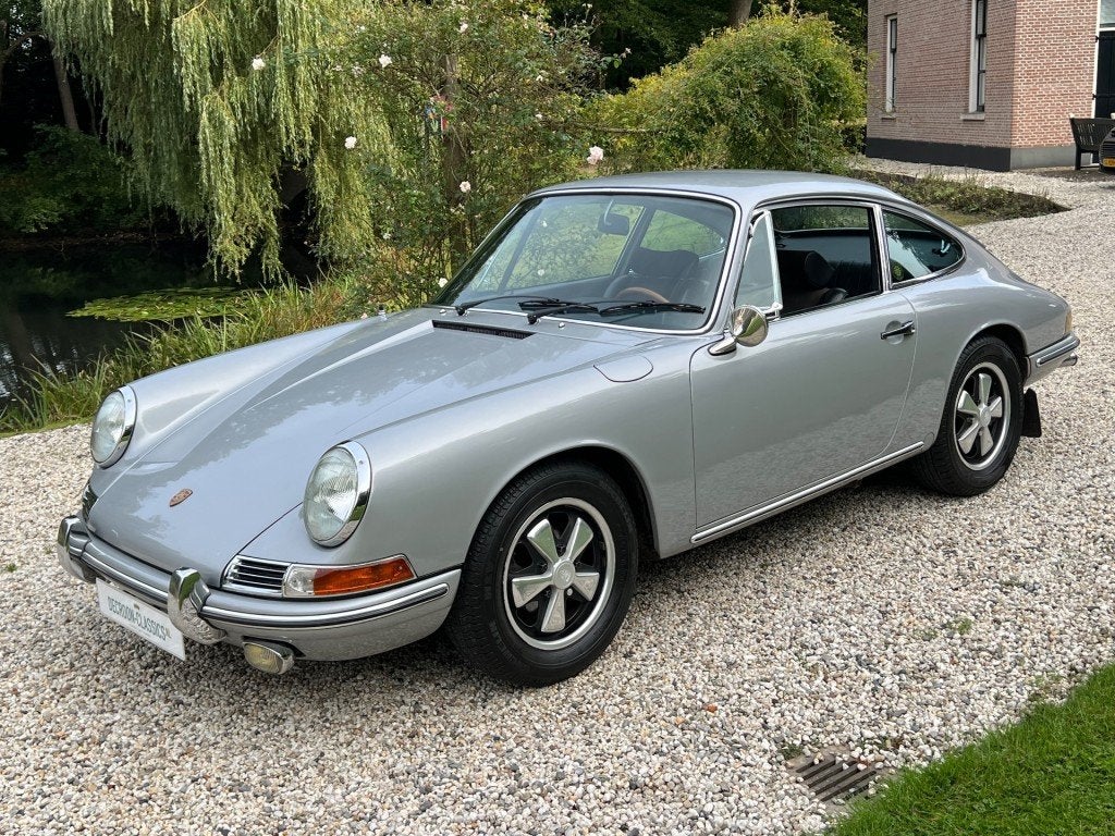 Porsche 911 T 2.0 SWB Karmann Zweeds geleverd Ongerestaureer, Bedrijf, Zilver of Grijs, Porsche, Handgeschakeld