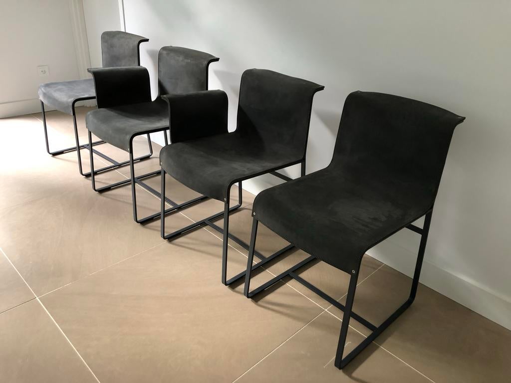 QLiv Founded stoelen, showroom modellen, NP €4950,-antraciet, Huis en Inrichting, Stoelen, Ophalen, Nieuw, Vier, Grijs