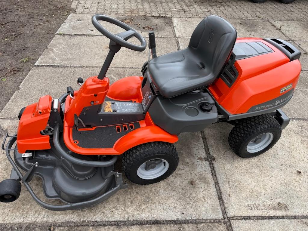 husqvarna R175AWD frontmaaier mulch, Tuin en Terras, Zitmaaiers, Gebruikt, 90 tot 120 cm, Elektrische starter, Mulchfunctie, Ophalen