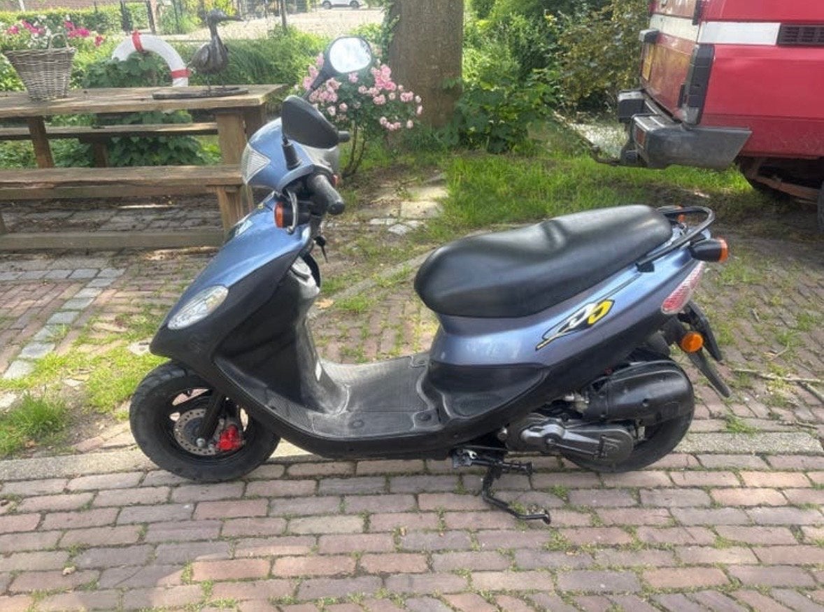 Sym DD50 2 takt Blauw Kenteken - Goed Onderhouden Scooter, Fietsen en Brommers, Scooters | SYM, Ophalen, Tweetakt, Gebruikt, Overige modellen