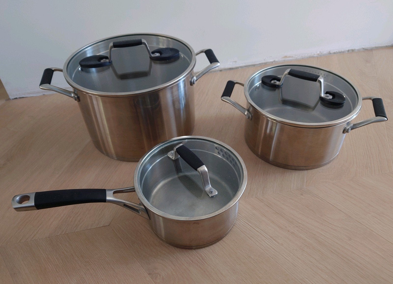 Hema Milano pannenset - 3-delig, Gebruikt, Pannenset, Ophalen of Verzenden, Rvs