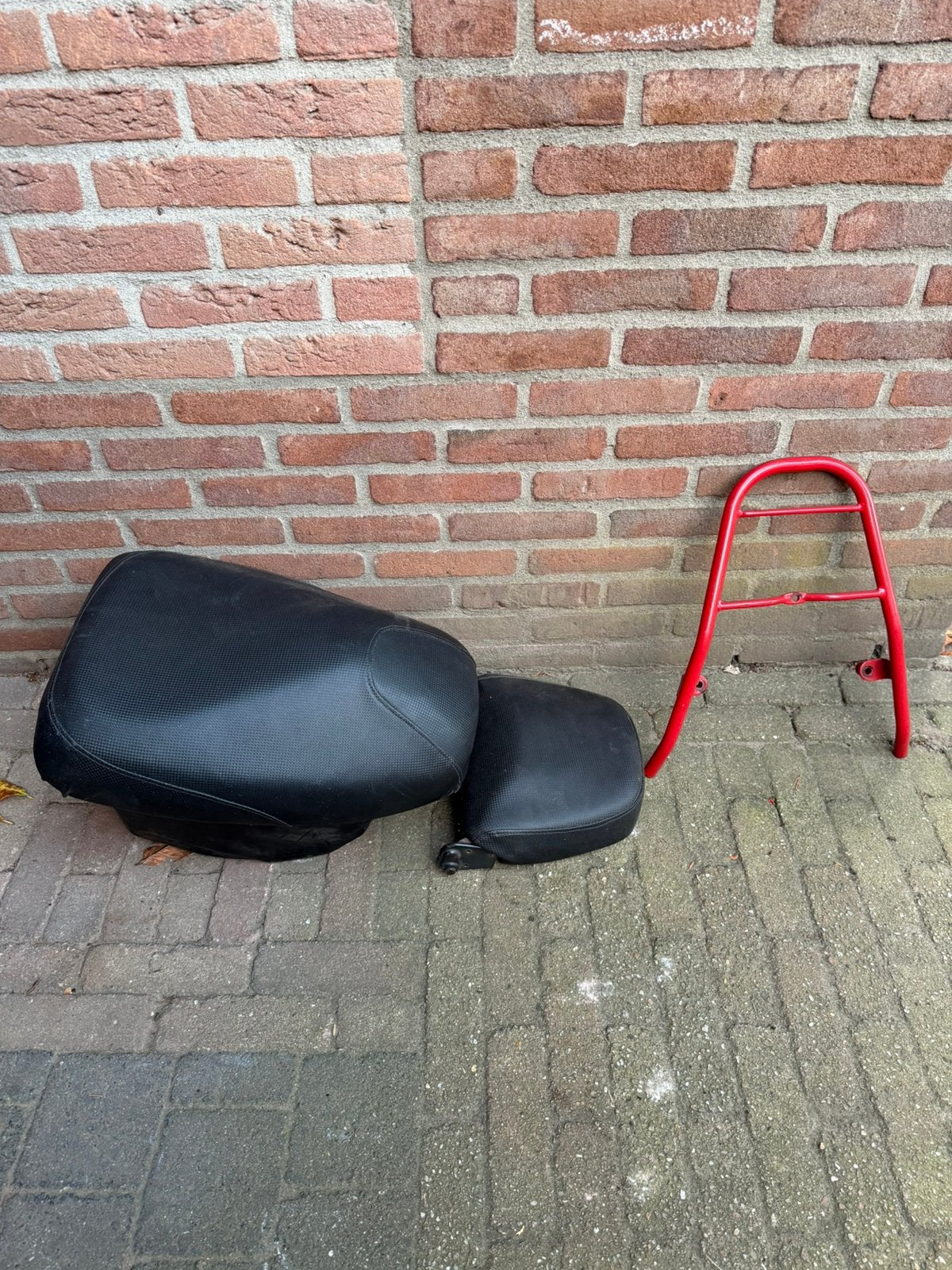 Kymco Agility 50 zadel en achterrekje!, Fietsen en Brommers, Ophalen of Verzenden, Gebruikt, Zadel, Kymco