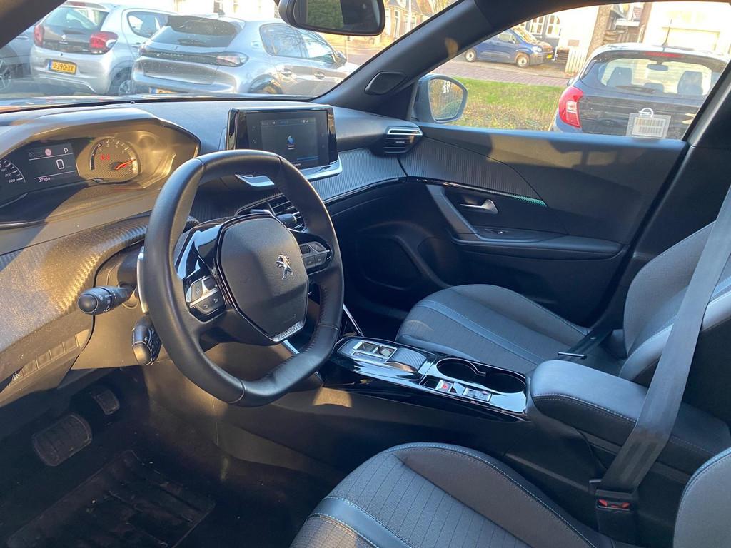 Peugeot 2008 1.2T Automaat Allure Pack | Automaat | Camera |, Gebruikt, Euro 6, Leder en Stof, 1180 kg