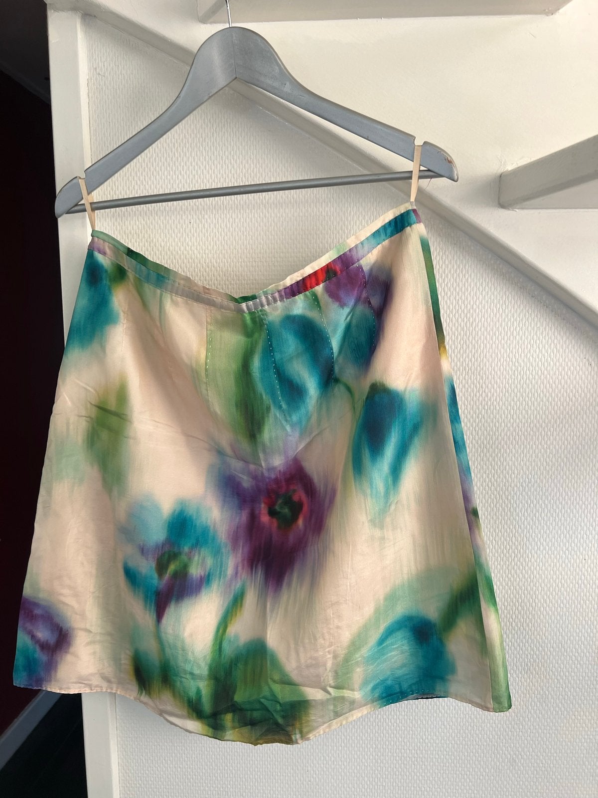 Zijden rok met bloemenprint - Maat 38, Kleding | Dames, Maat 38/40 (M), Meerkleurig, Ophalen of Verzenden, Zo goed als nieuw