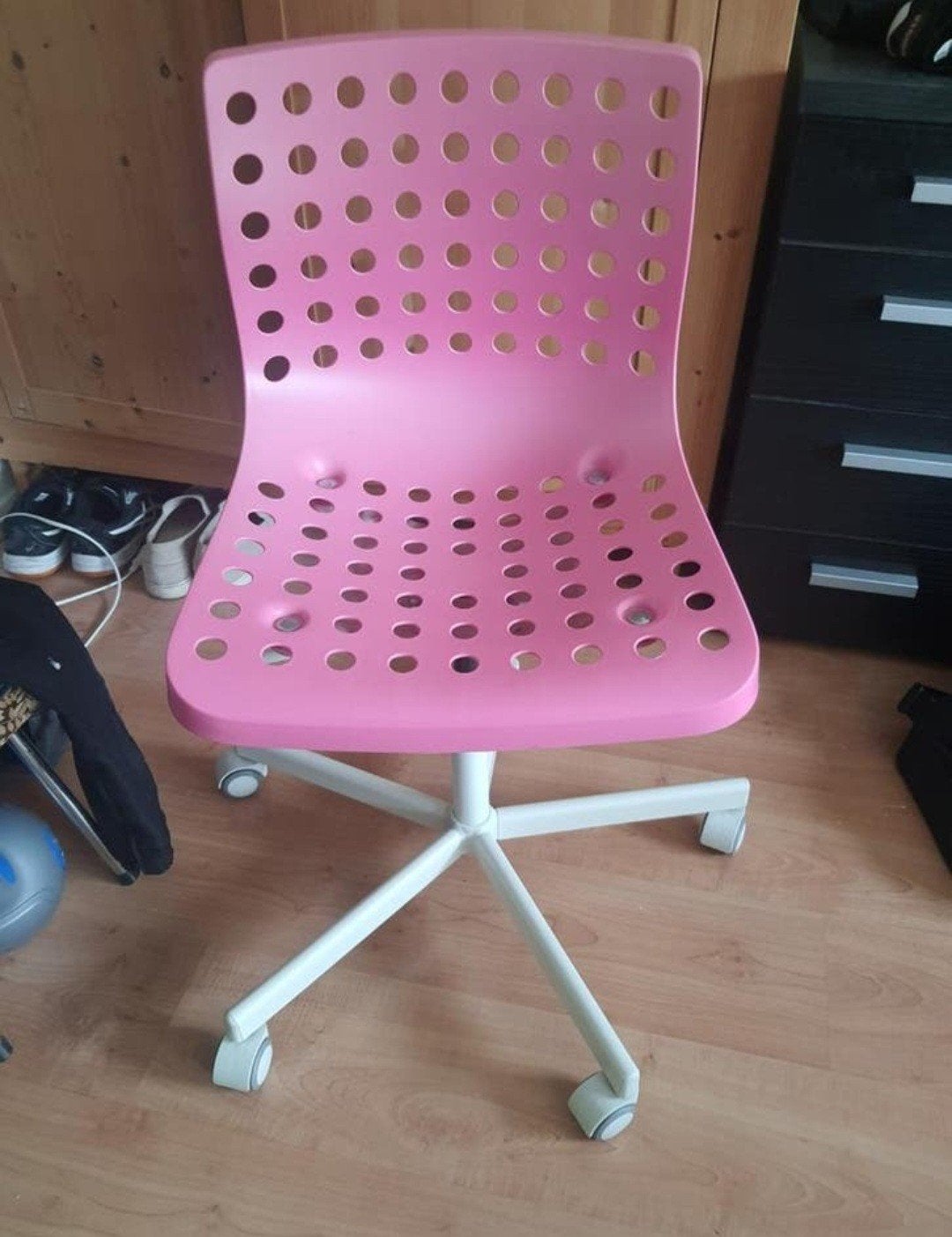Roze IKEA bureaustoel, Huis en Inrichting, Bureaustoelen, Ophalen, Gebruikt, Roze, Bureaustoel