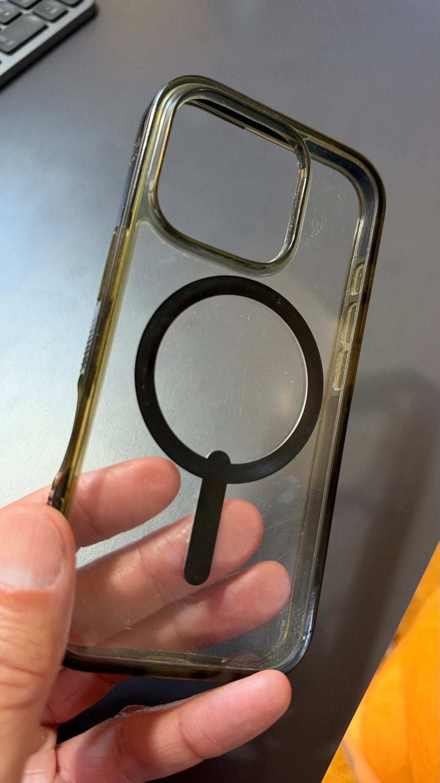 Zagg Hoesje voor iPhone 16 Pro - Transparant met MagSafe, Kunststof, IPhone 16 Pro, Gebruikt, MagSafe